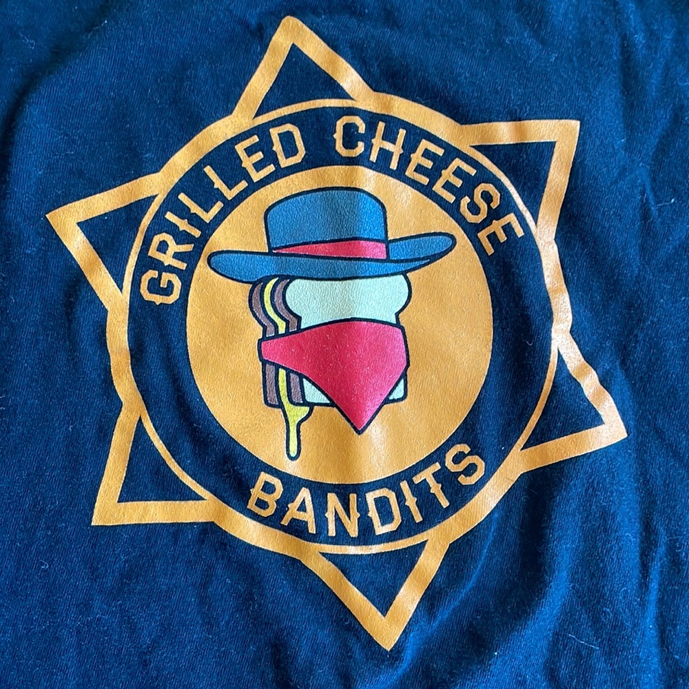 Black 100% cotton size Small (34-36 chest) Grilled cheese bandits T-shirt - Picture 1 of 3